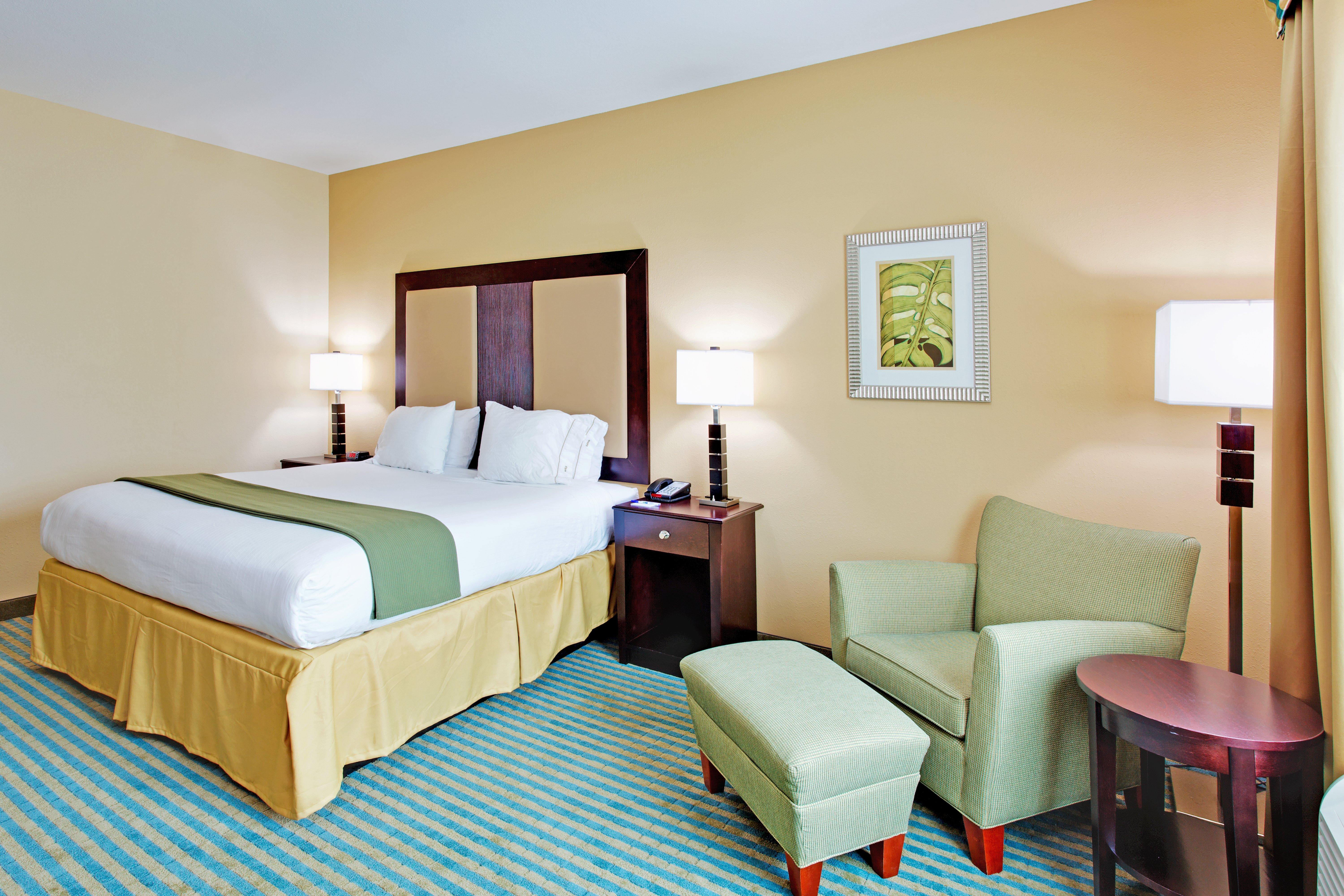 Holiday Express & By Ihg Gulf Shores