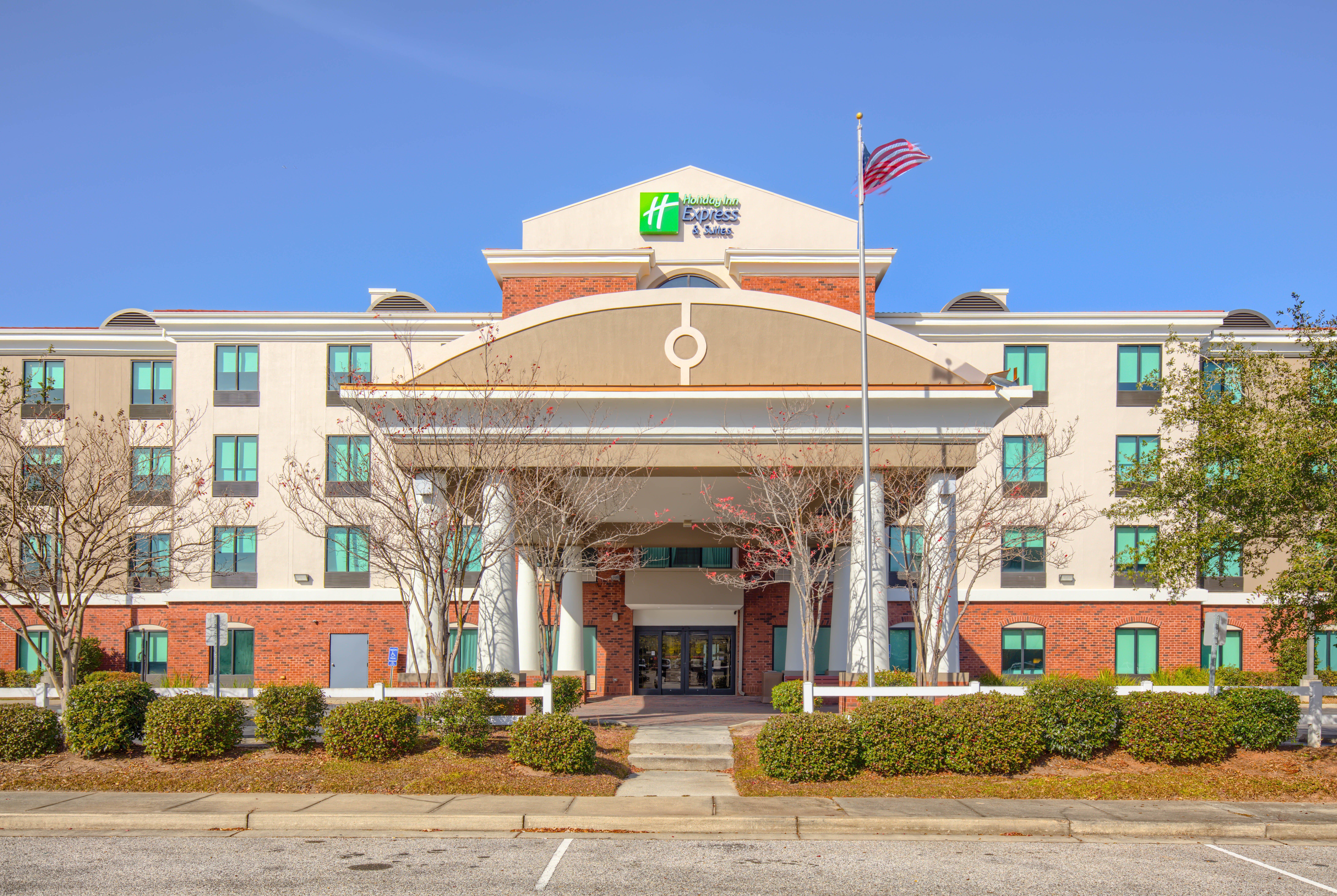 Holiday Express & By Ihg Gulf Shores